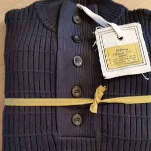 Men's Heavy Cotton High Collar Sweater Small NWT